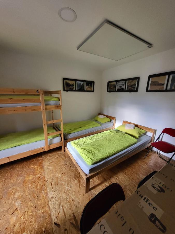 Albergue Bus Station Beds Bled Exterior foto